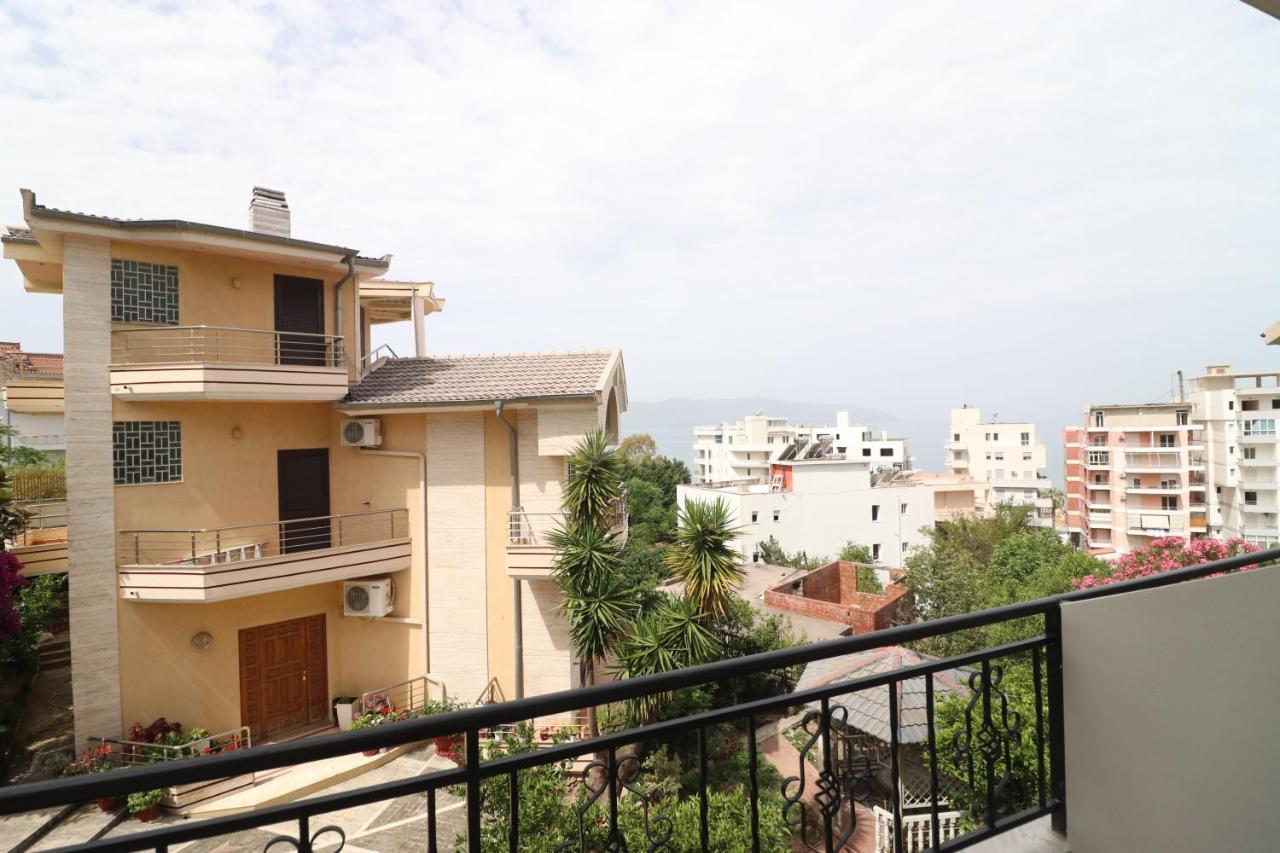 Hotel Kristal Vlorë Exterior foto